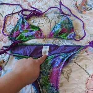 Bright bikini with gold trim